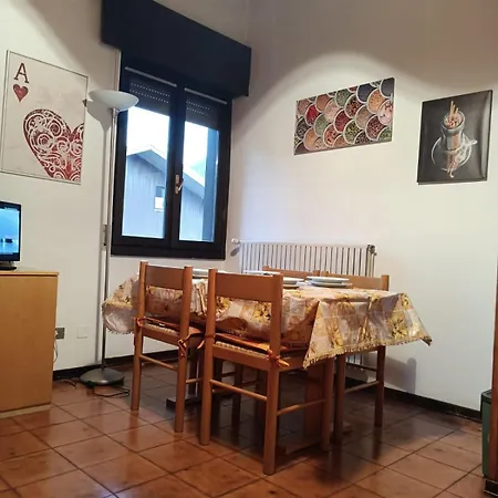 300 Mt A Piedi Piste Baradello - Tasse Incluse - Apartment *